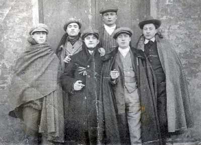 Giovani Cattolica anni '20 - Fotoricordo amici Cattolica